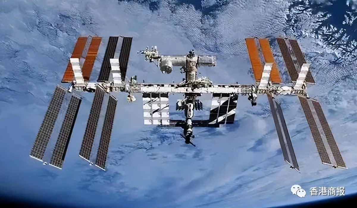 「速递」今起非香港居民可来港；400援港医护分批返回