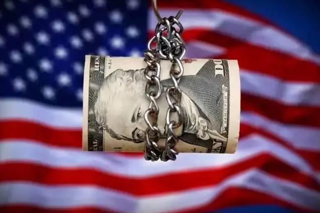 废除本国货币使用美元的国家,哪个国家停止使用美元改用人民币