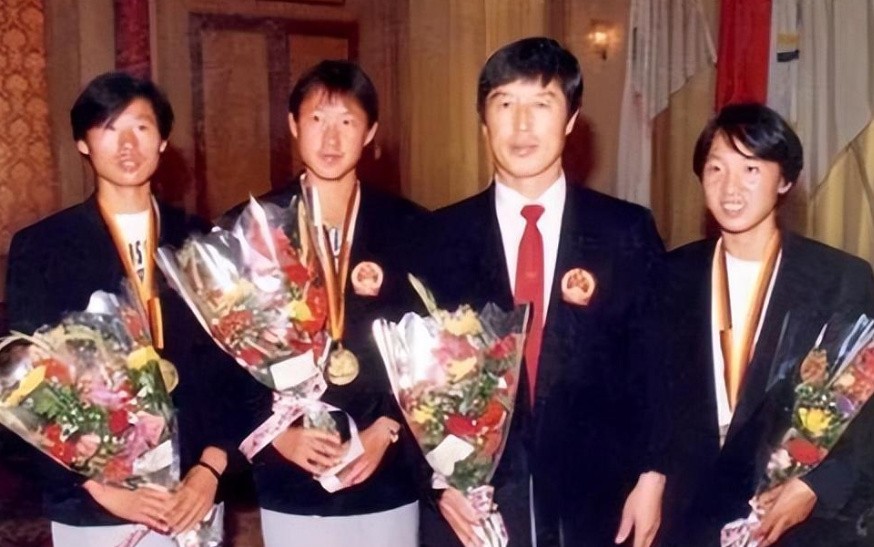 马俊仁时期,马俊仁年轻时照片