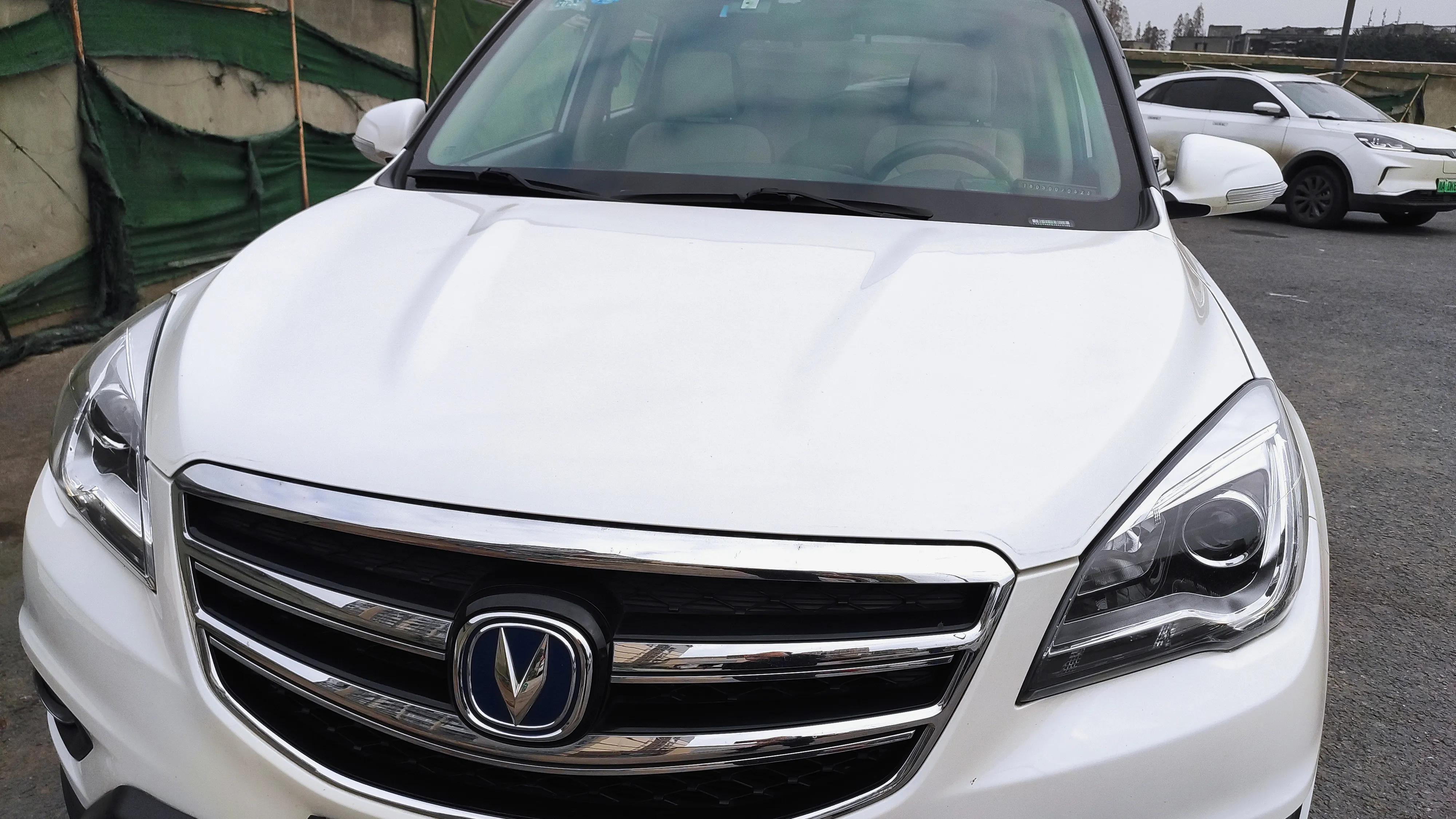 行驶品质堪称标杆长安cs95,长安cs35p驾驶视频