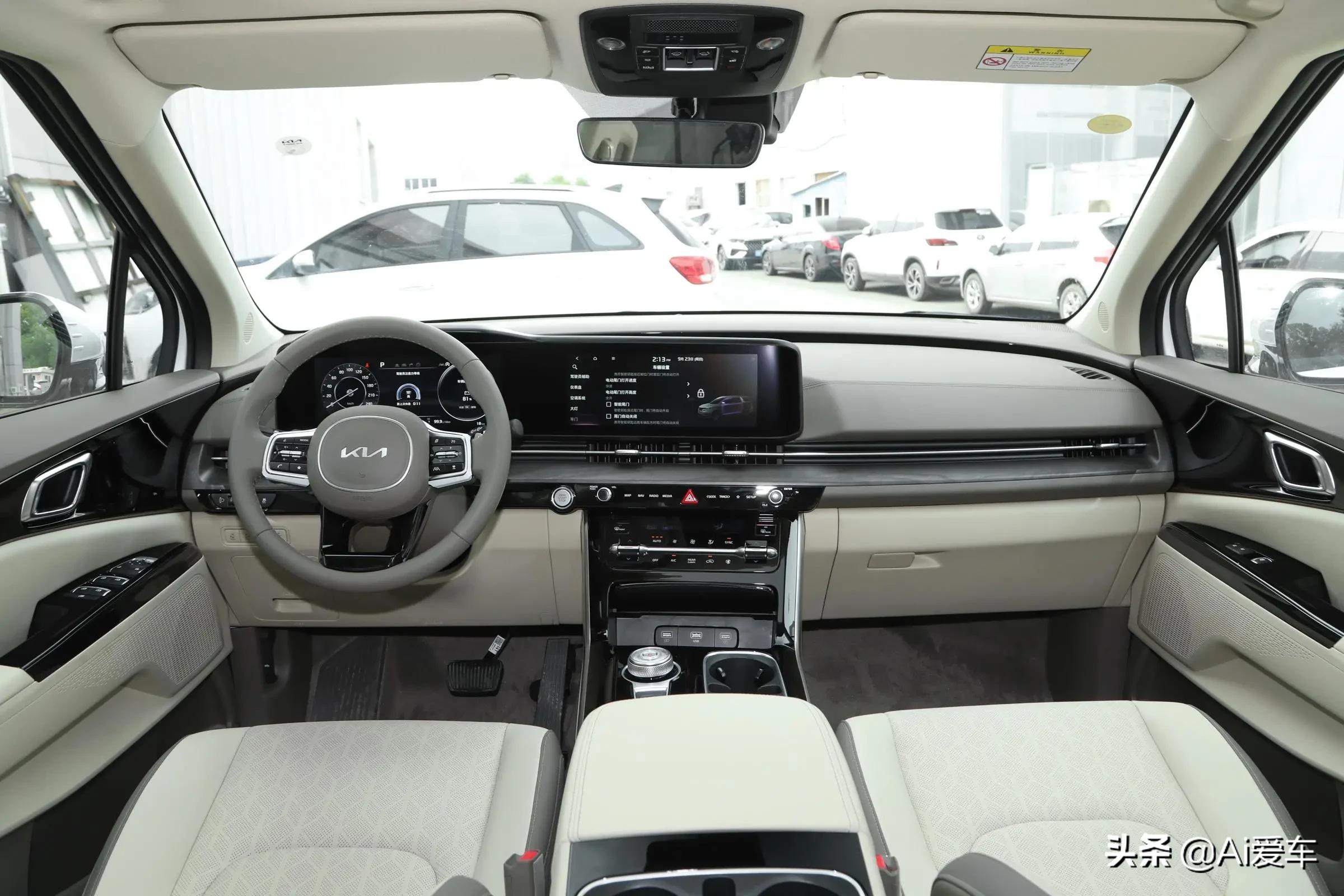 起亚嘉华国产mpv2020款高顶,最新款顶配起亚嘉华mpv