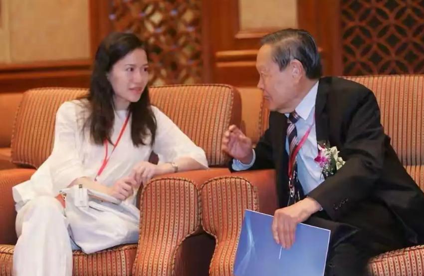 翁帆嫁给杨振宁的真正原因是什么,翁帆嫁给杨振宁是正确的婚姻观吗