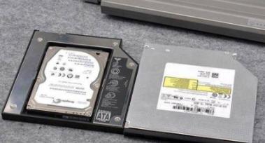 电脑ssd硬盘怎么安装使用,台式机ssd硬盘怎么安装