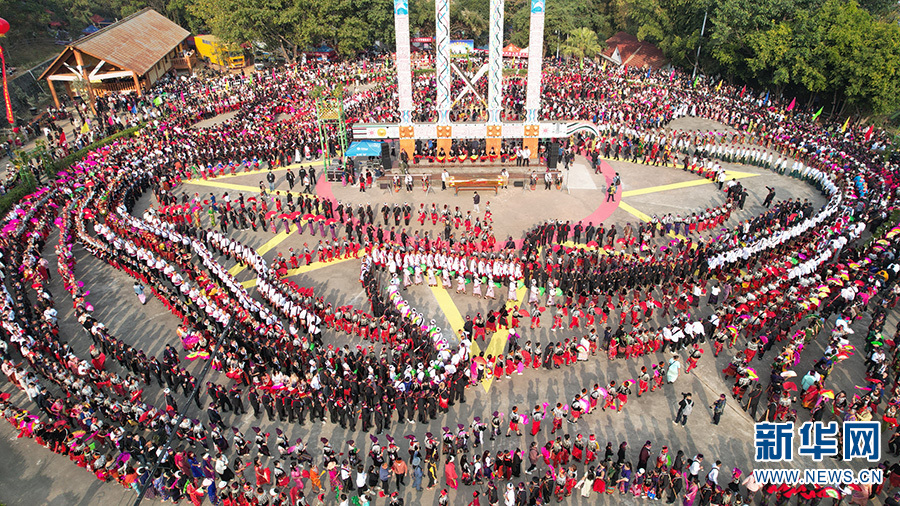 跟着这个旋律，感受有一种叫云南的生活