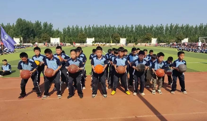 江河实验学校艺术节开幕,东平县实验中学运动会开幕