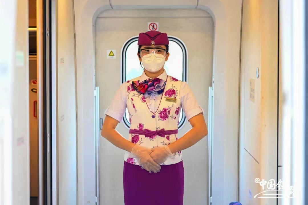 兰州铁路局高铁夏季制服,广州高铁乘务员制服