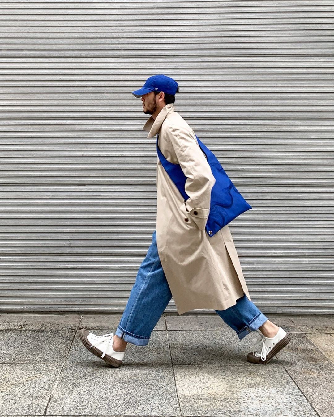 男士牛仔裤最简单的穿搭,男士牛仔裤最好搭配什么样的鞋子