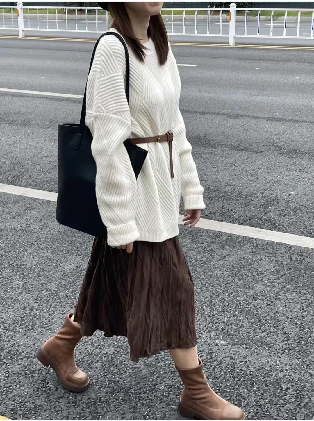 秋冬穿搭六个系腰带方法,时尚小技巧欧美风穿搭腰带系法