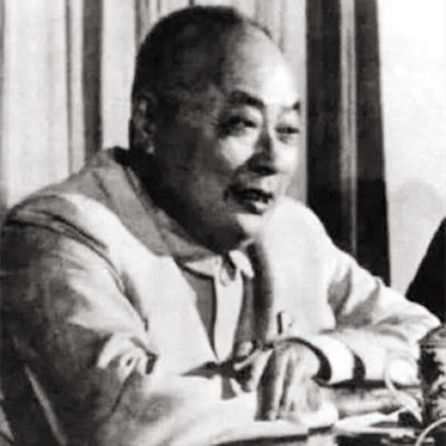 1934年长征前，陈毅找到*德朱**：我还要指挥作战，请不要把我留下
