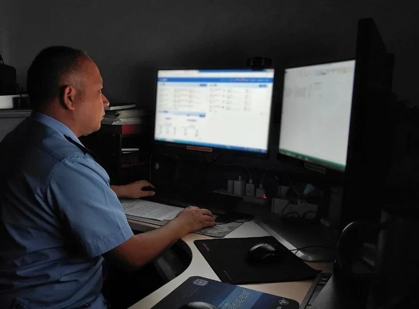 业余程序员可以做什么,程序员怎么成为技术警察