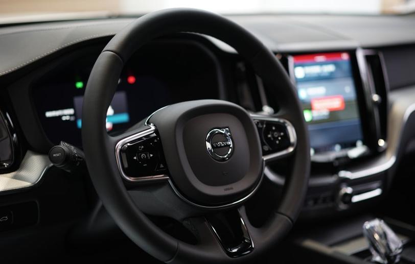 途昂和xc60你会选谁,途昂和xc60哪个更值得买