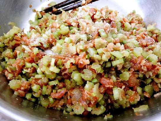 葫芦丝瓜做包子馅,黄瓜丝瓜可以做包子吗