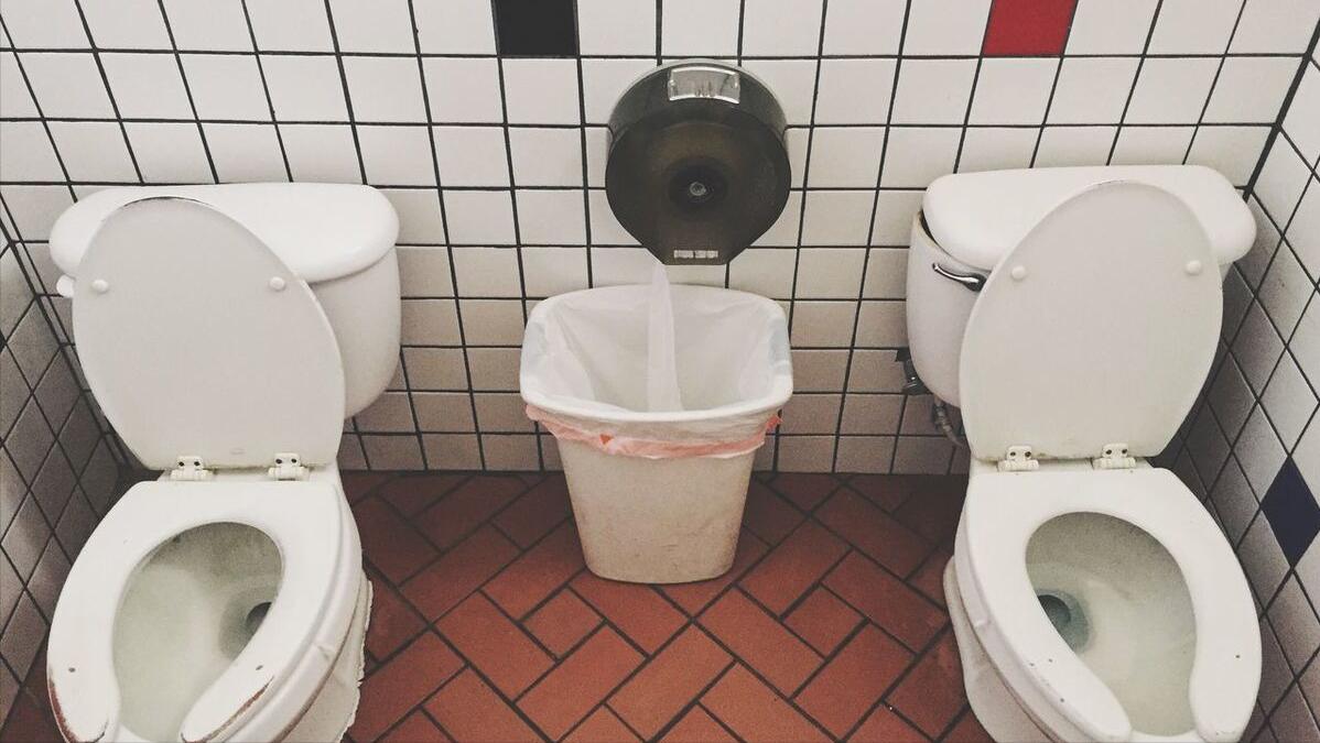 女性嘴唇边缘发痒与妇科有关吗,妇科下面特别痒什么原因