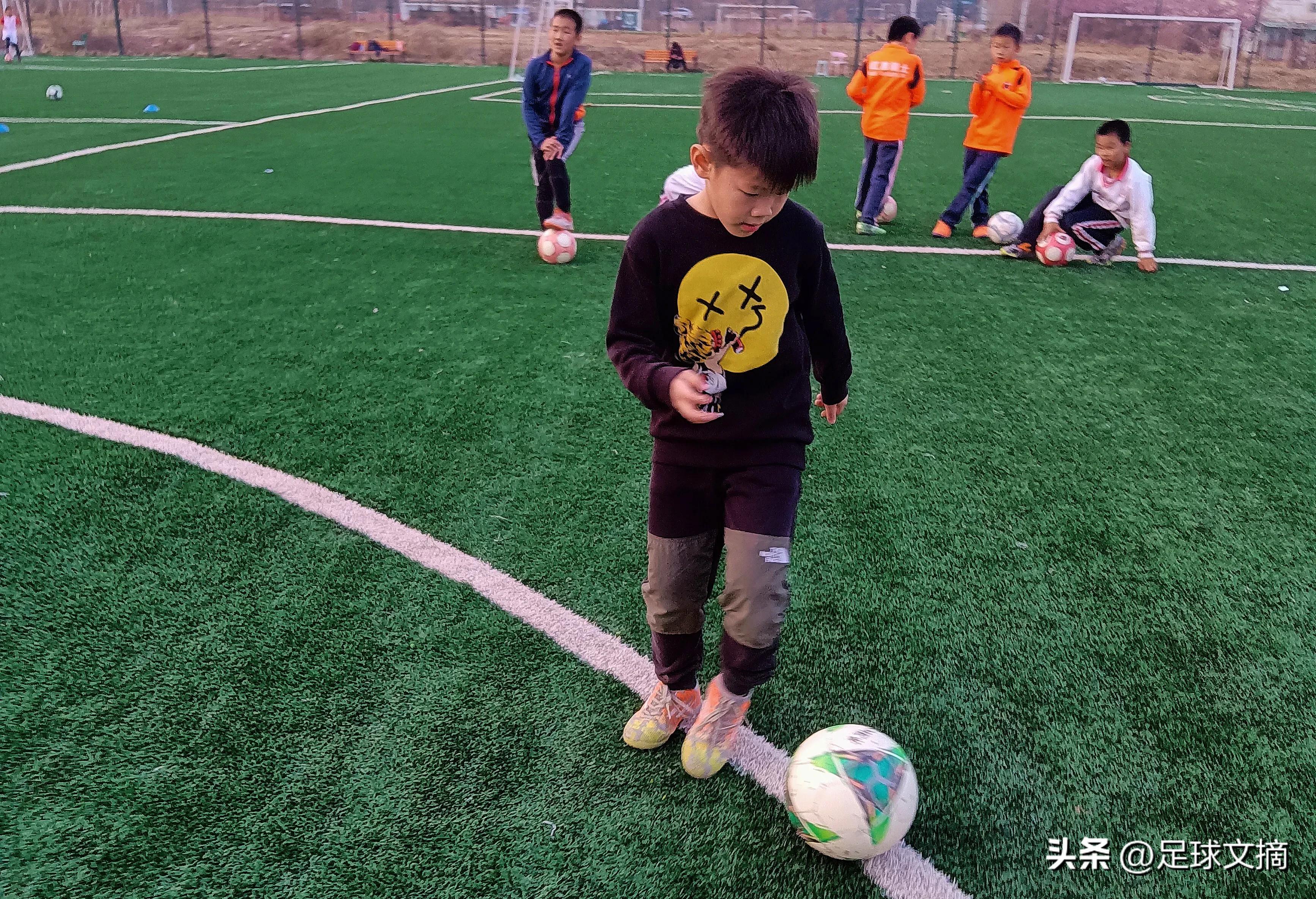 鏃ユ湰瓒崇悆鏂囨憳,瓒崇悆鏂囨憳