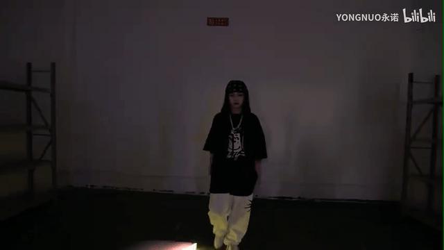 高亮手持灯棒,永诺yn360三代灯棒评测