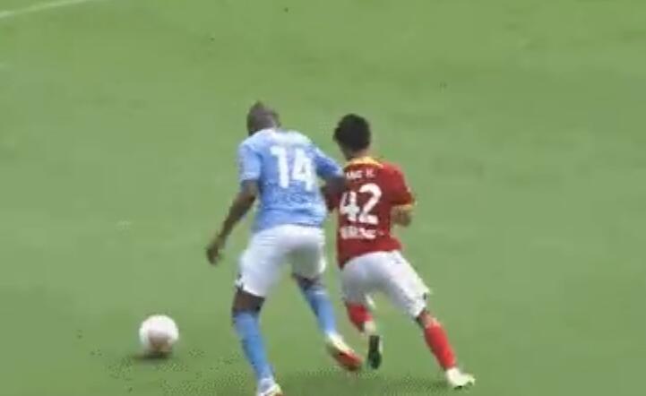 广州队怎么不行了,广州队失误