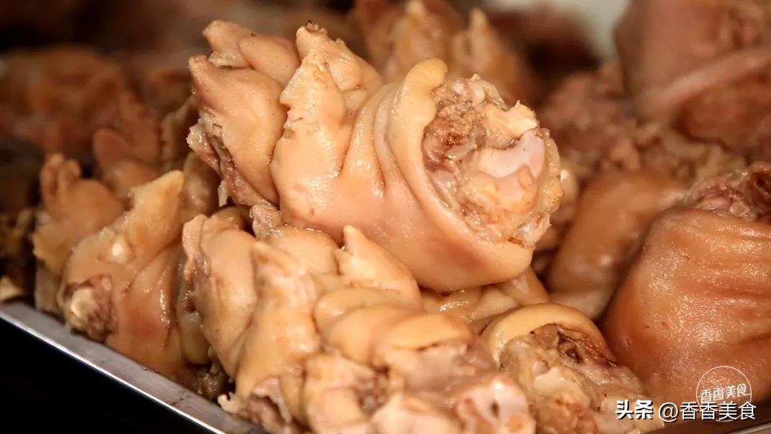 “芝麻”小店里的卤肉香，吃货说来这儿不看颜值冲味道