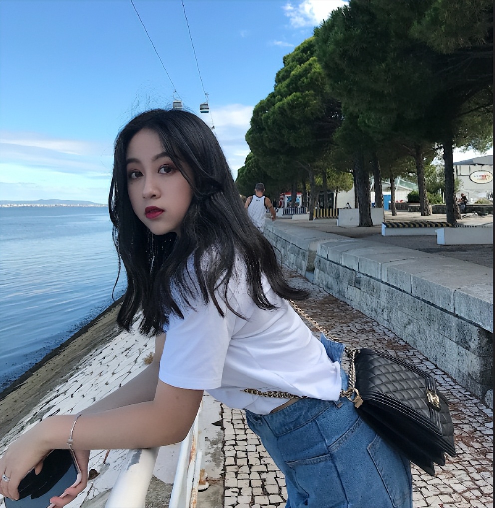 韦世豪老婆吴雅家世,韦世豪妻子吴雅是什么星座