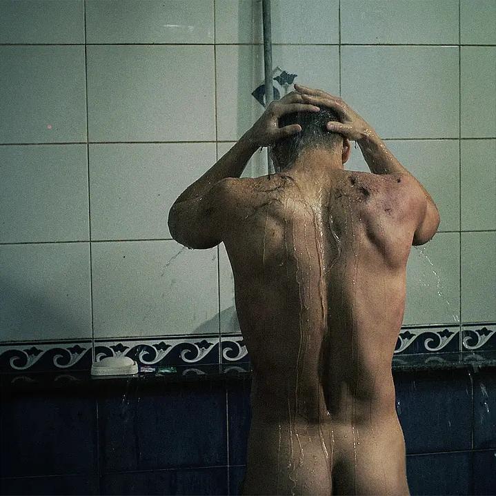 《绑架者》启示，真正转变类型创作态度才能获艺术与商业价值共赢