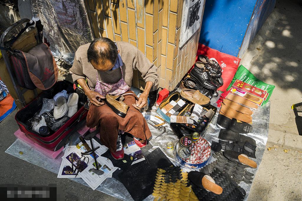 手工皮具怎样才能赚钱,手工皮具作坊赚钱吗