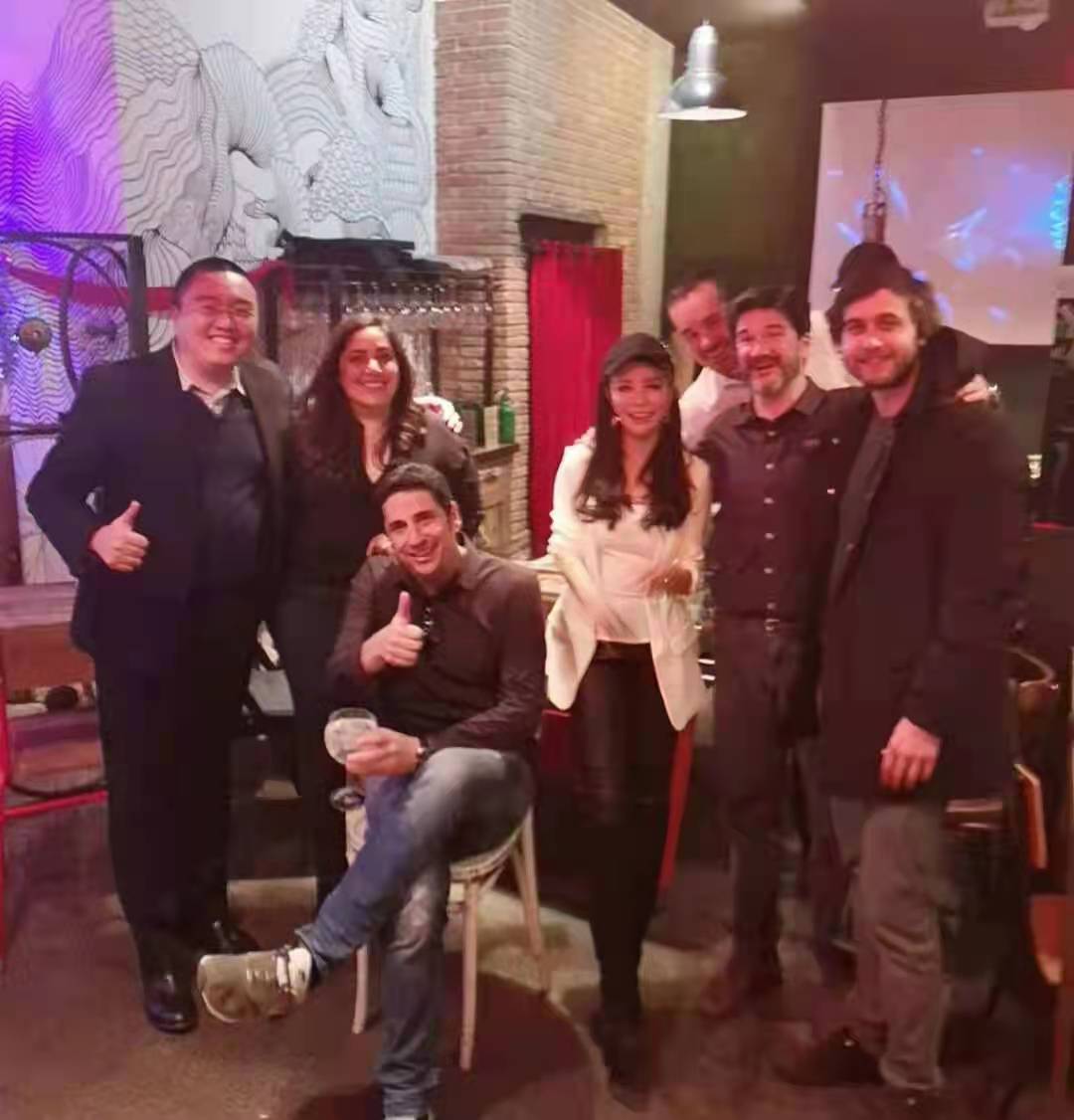 冬奥会歌曲一起向未来香港,冬奥会主题曲我们一起向未来