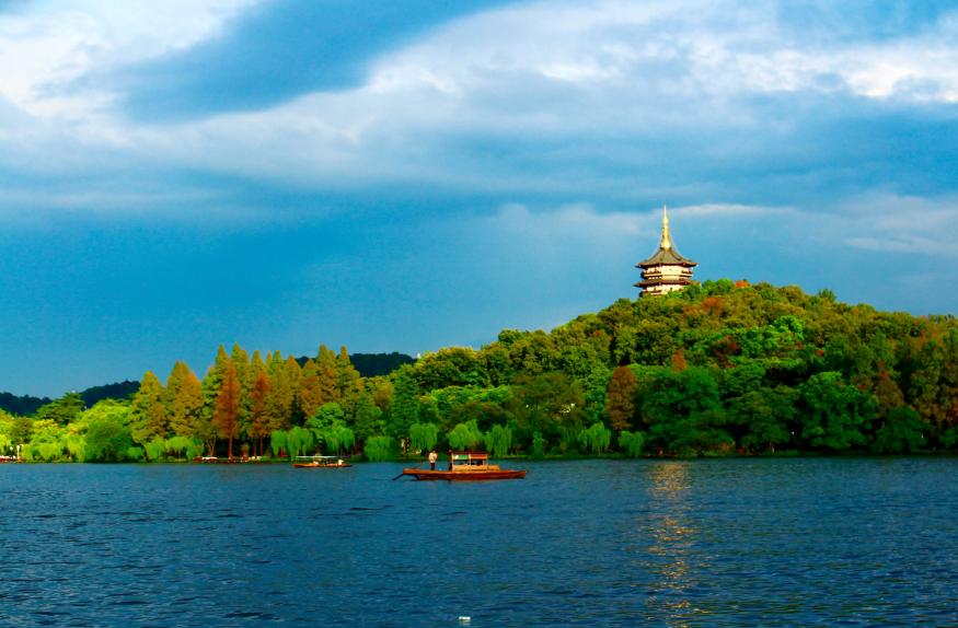 赞美西湖秋日美景的诗词,关于西湖深秋景色的唯美诗句