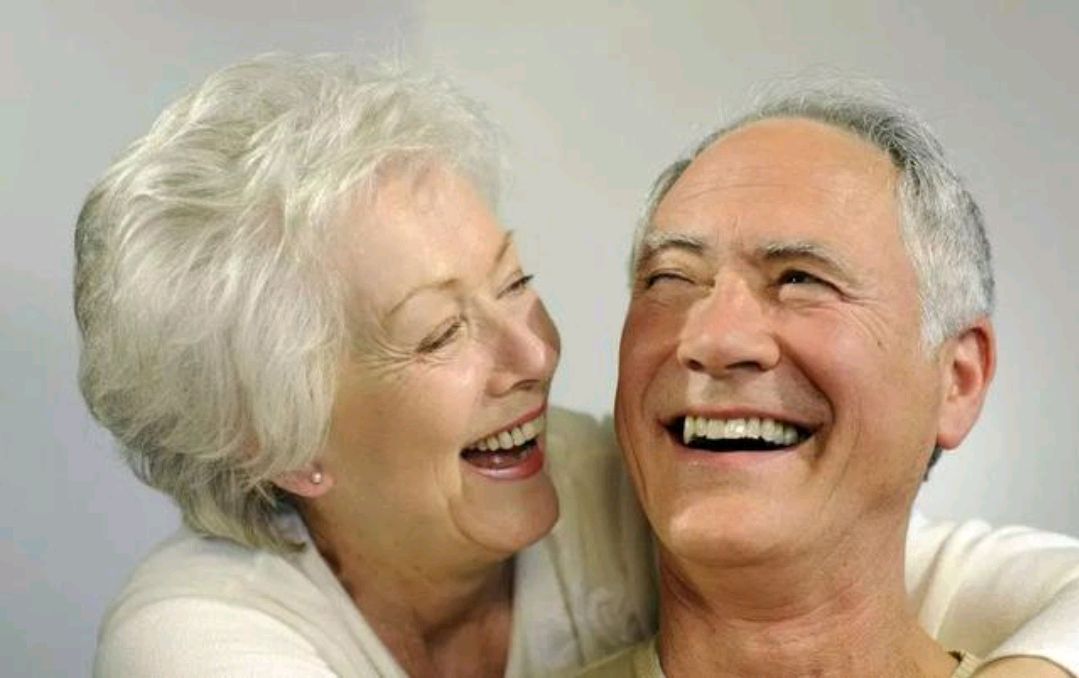 80岁老人牙齿多少颗最健康,老年人牙齿一般多大年纪脱落