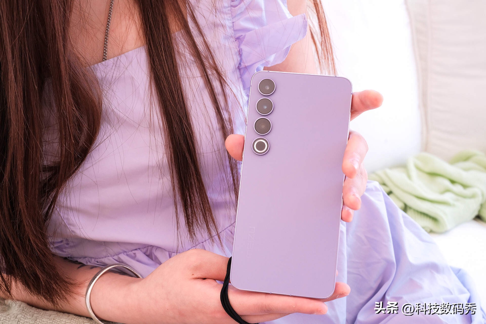 魅族20pro晨曦紫放音乐会有震感吗,魅族20pro测评发布会