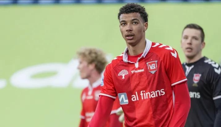 阿森纳前锋怎么样,阿森纳防守型前锋