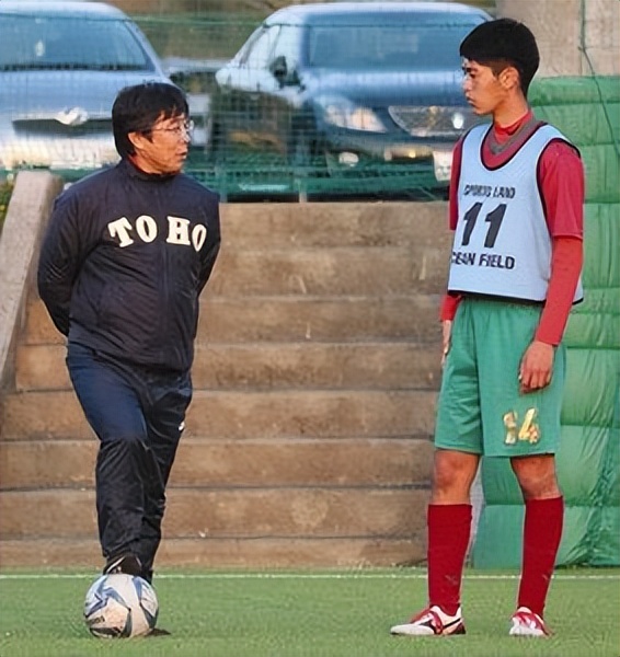 十字韧带三次断裂,三次十字韧带断裂