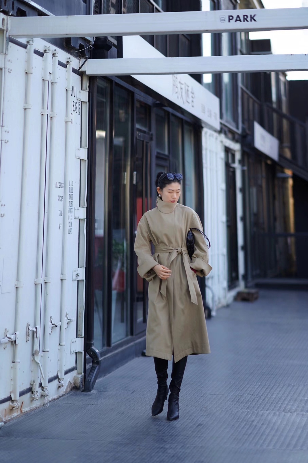 充满春天气息的穿搭,穿搭色彩的变化也在慢慢唤醒春天