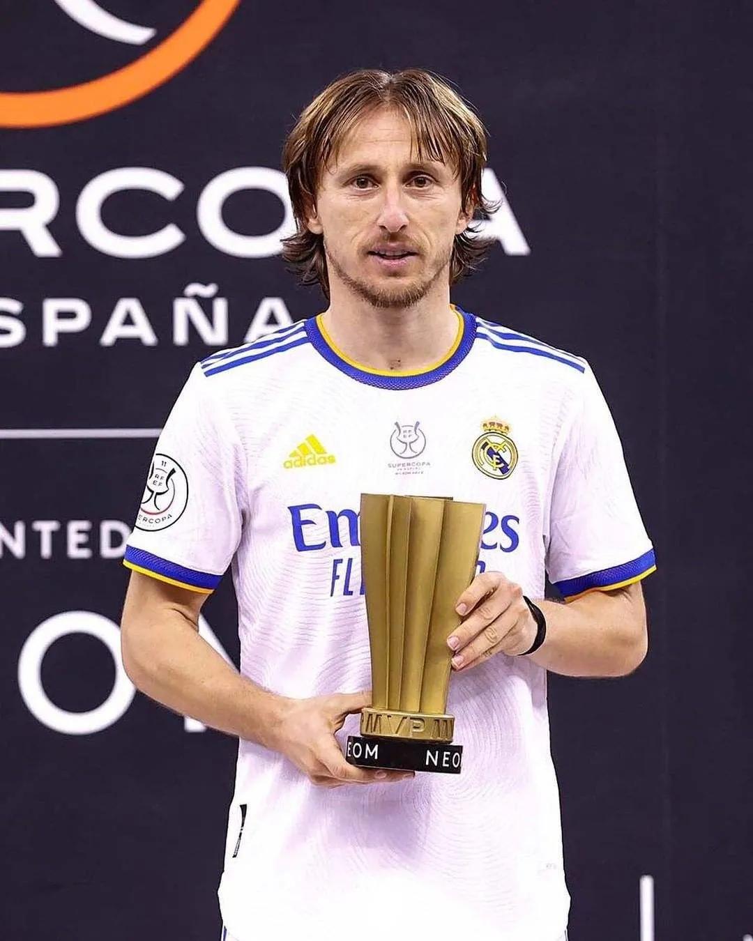 足球球迷防守能力怎么样,足球场上强硬的防守