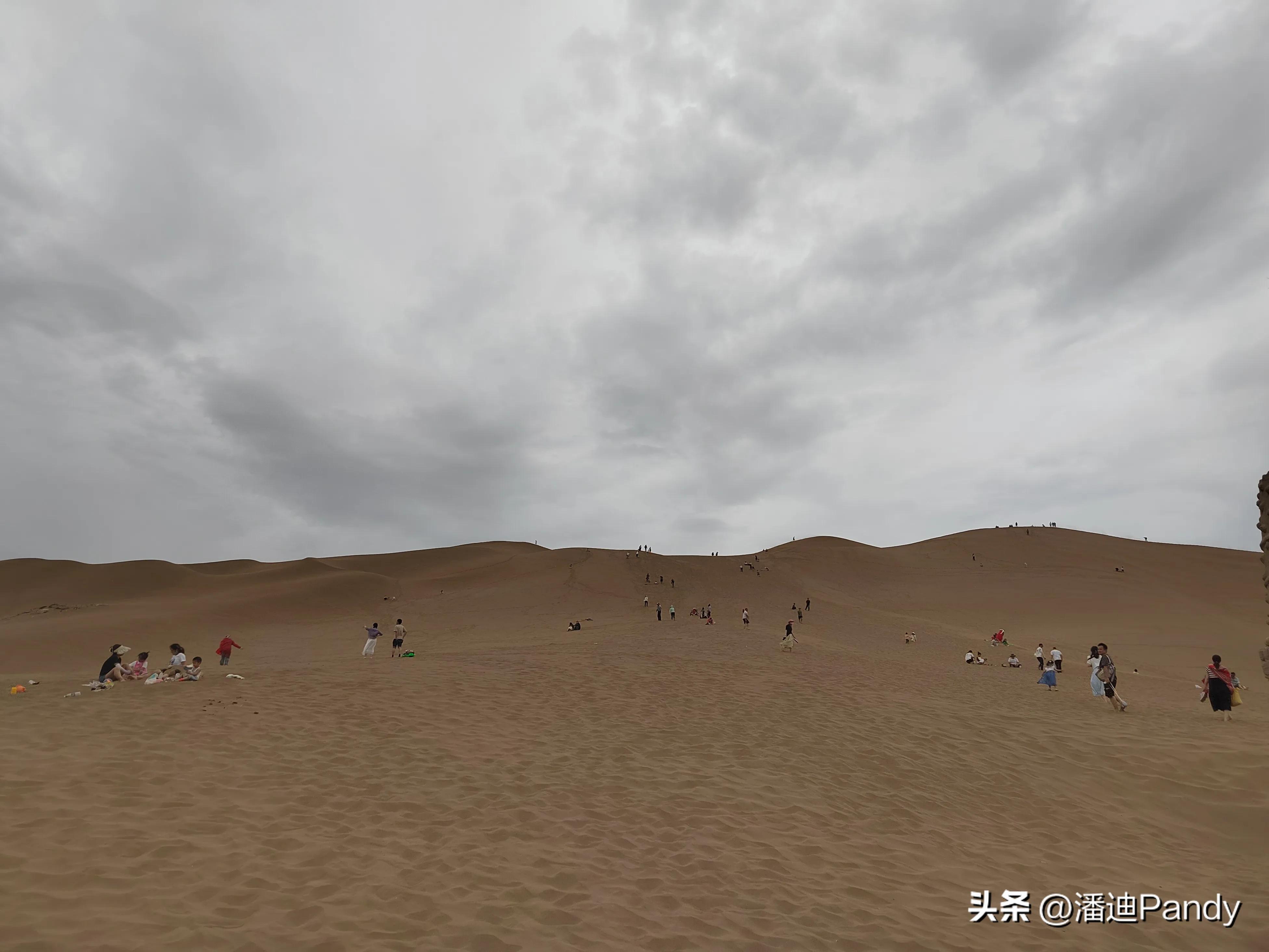 去吐鲁番沙漠玩攻略,去吐鲁番坐车攻略