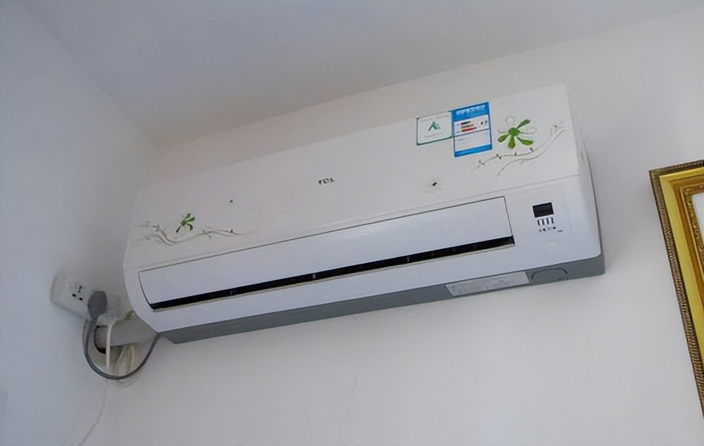 美的空调制热室外机漏水怎么解决,空调制热外机底部漏水水管不流水