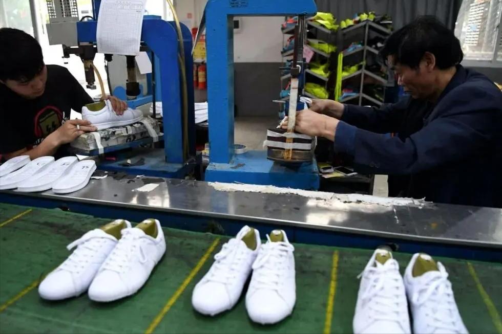 现在为什么品牌服饰这么多假货,哪些品牌的衣服假货比较多