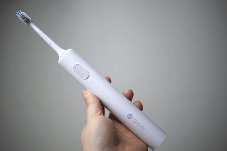 电动牙刷哪个品牌护齿好,电动牙刷哪个牌子好用又美白