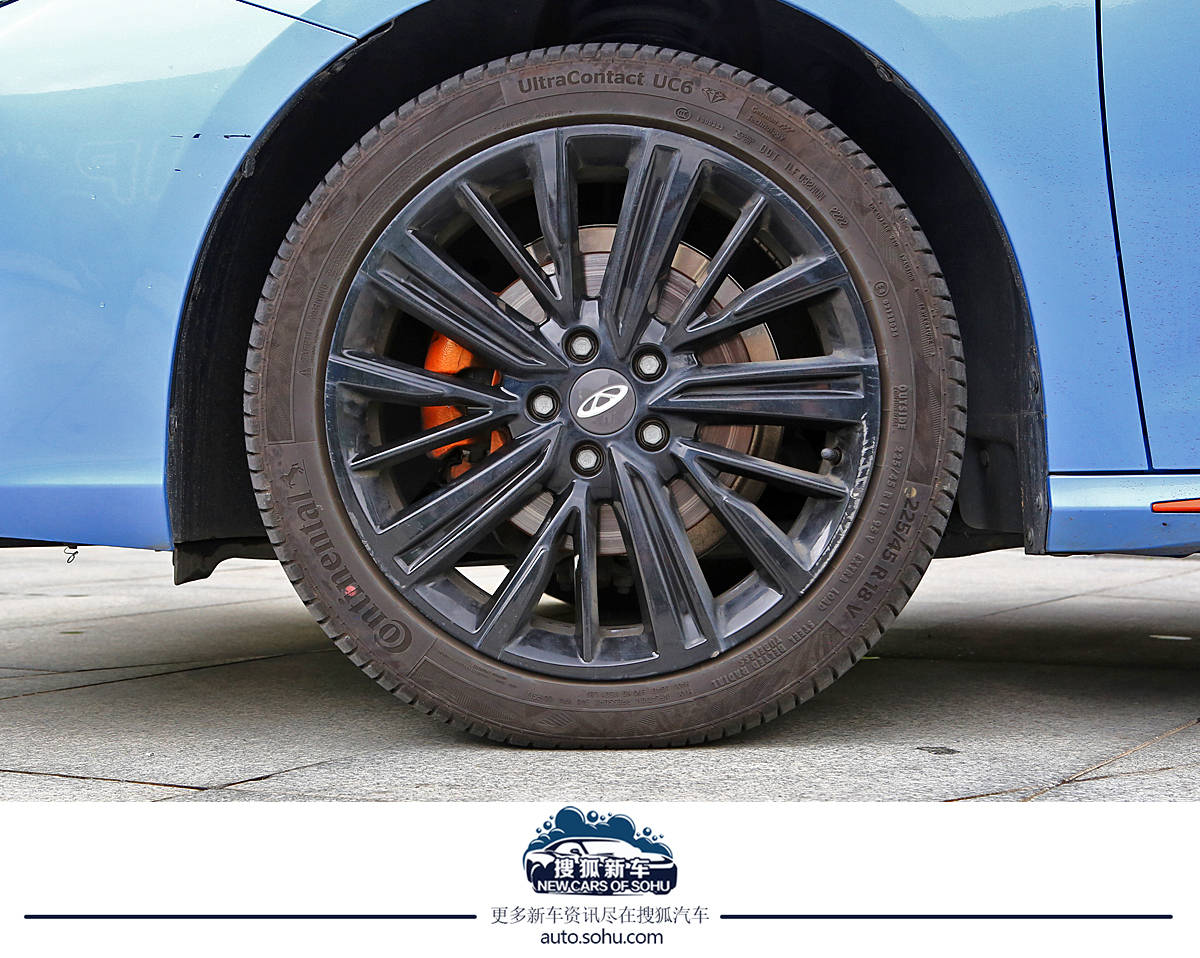 奇瑞艾瑞泽8对比长安uni-v,奇瑞艾瑞泽82.0t试驾