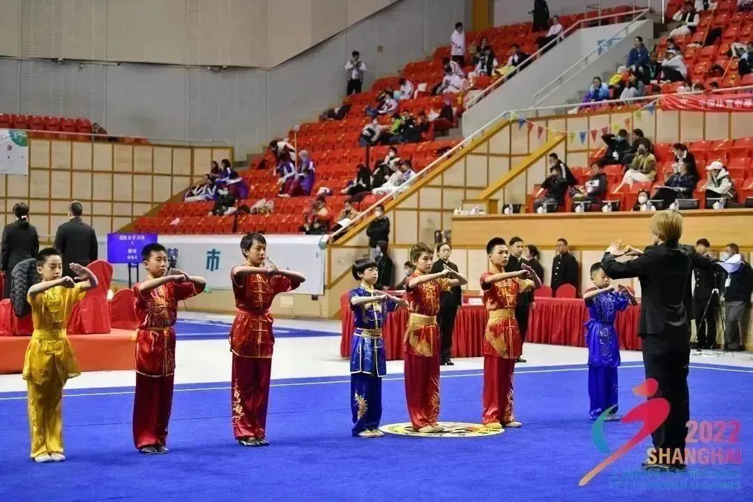 青春飞扬现场表演,市运会赛场上的精彩瞬间