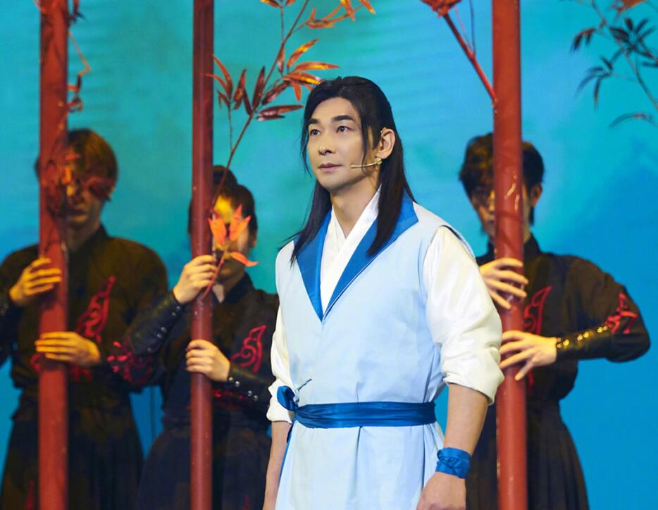 要不是赵文卓打破吴彤的“*规则潜**”，吴彤这次怕是又要被骂了