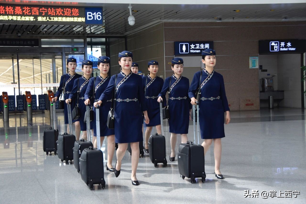 青藏铁路何时开通动车,青藏铁路什么时候通动车