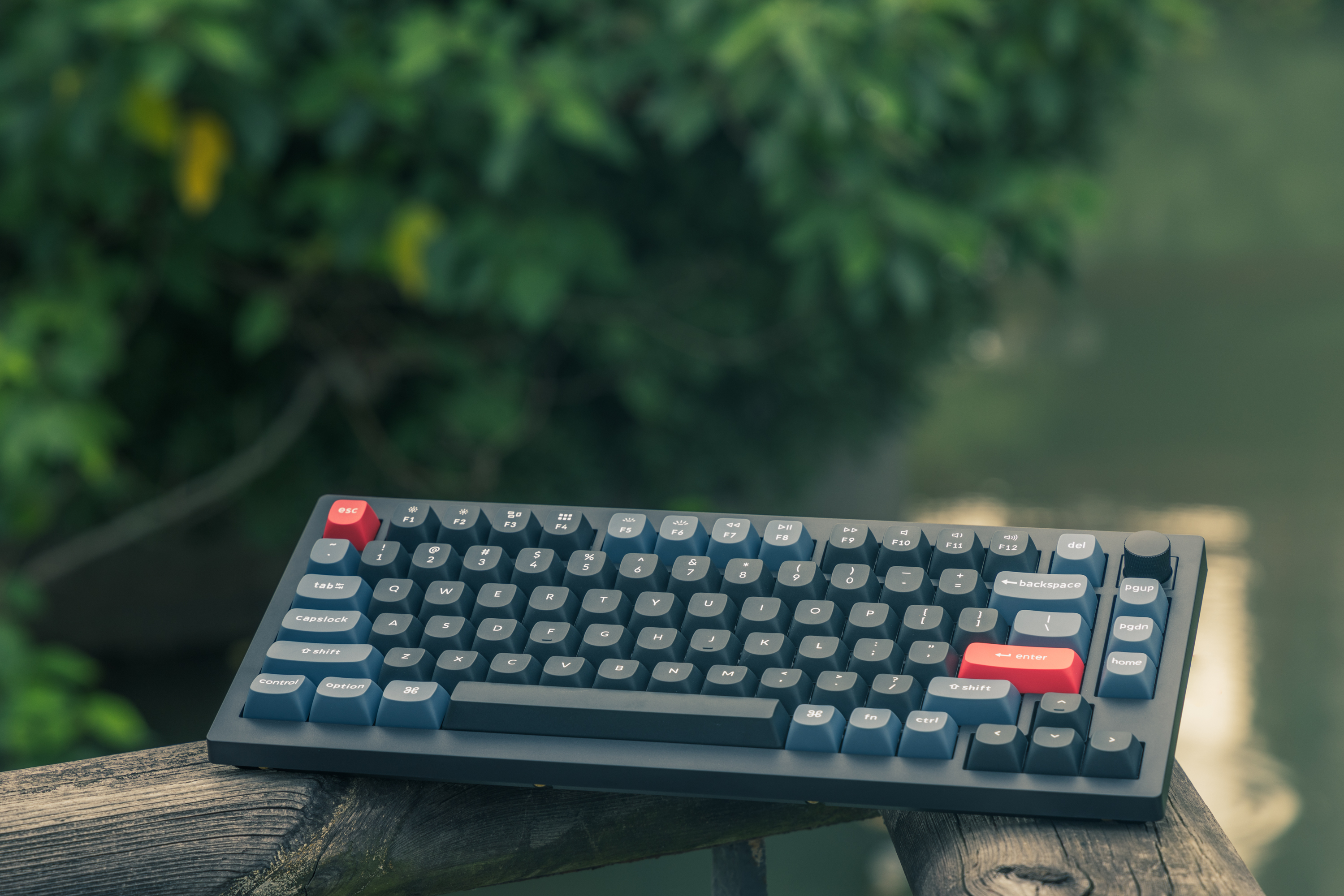 键盘推荐性价比高反应快的键盘,选键盘要用哪个品牌