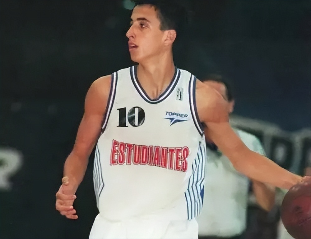 04nba总决赛吉诺比利,03年nba总决赛吉诺比利