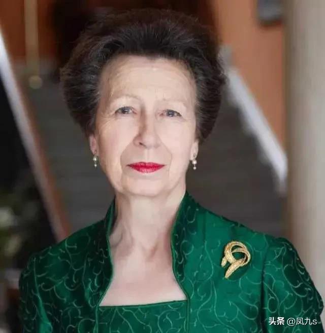 安妮公主性格冷酷,安妮公主穿旗袍比凯特有气质