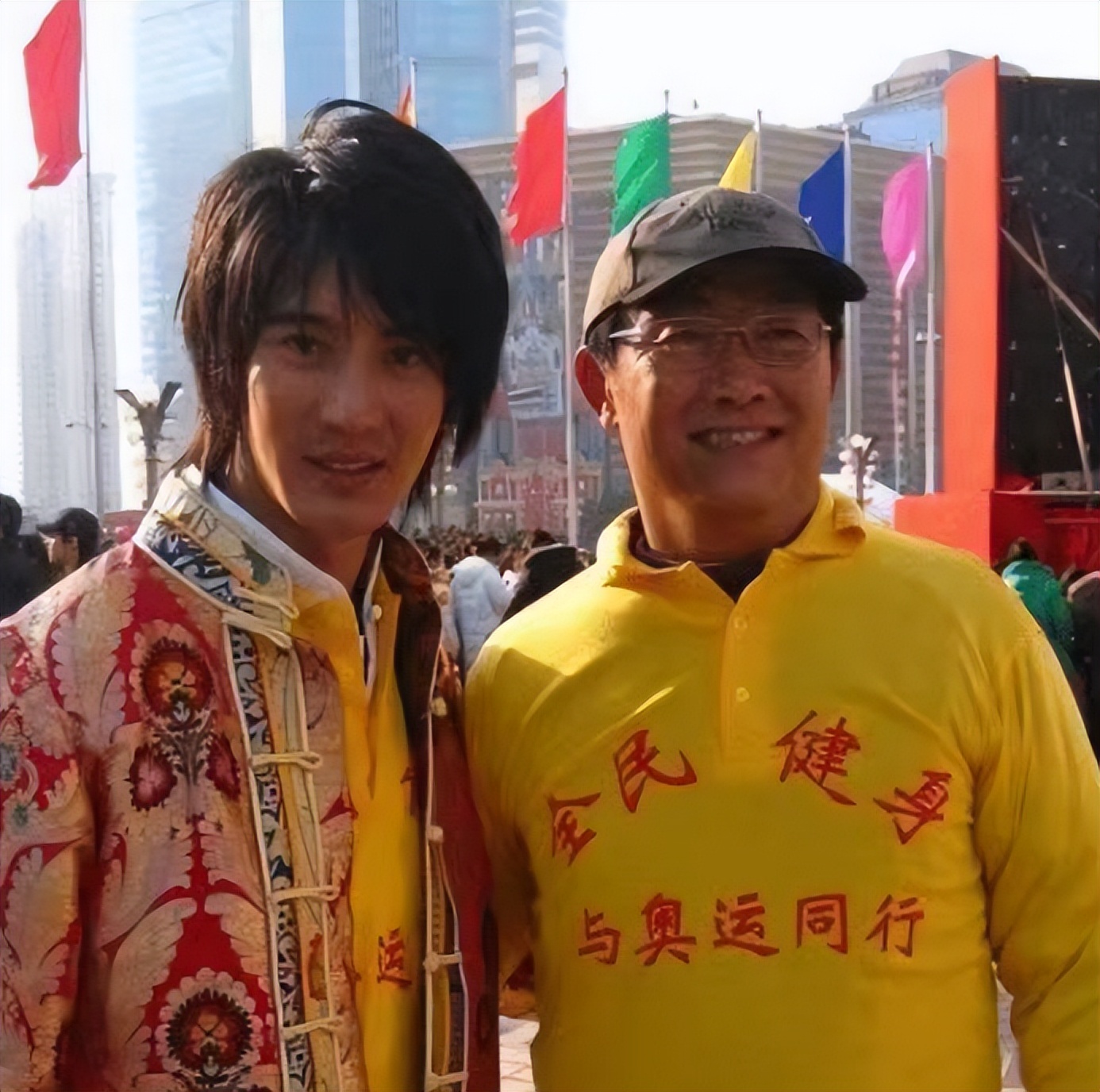 “*艳猎**高手”蒲巴甲，爱过的女神一个比一个美