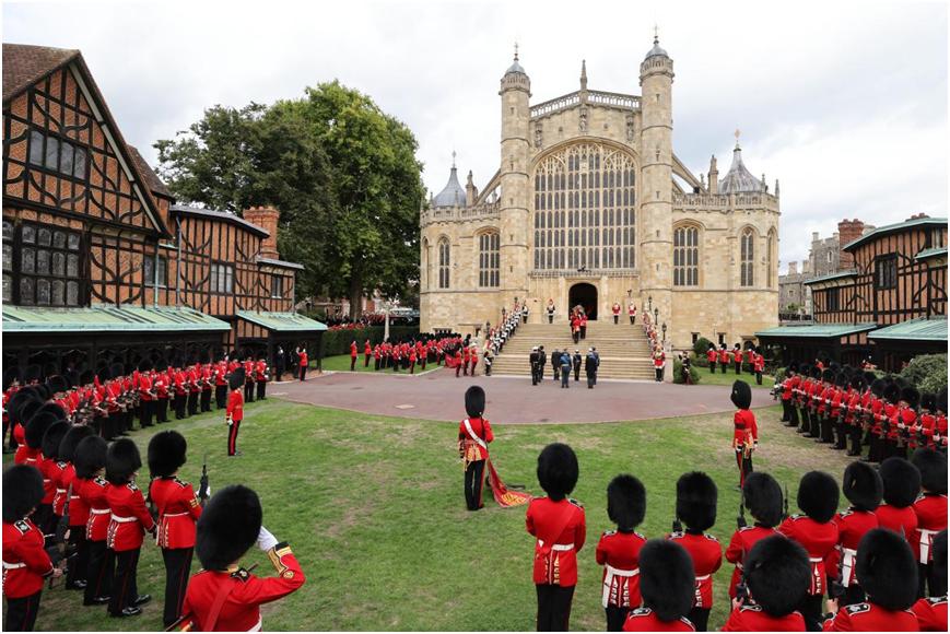 伊丽莎白女王灵柩样子,伊丽莎白女王灵柩
