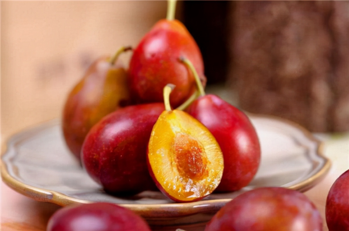 益生元西梅果冻治便秘吗,幼儿吃西梅能缓解便秘吗