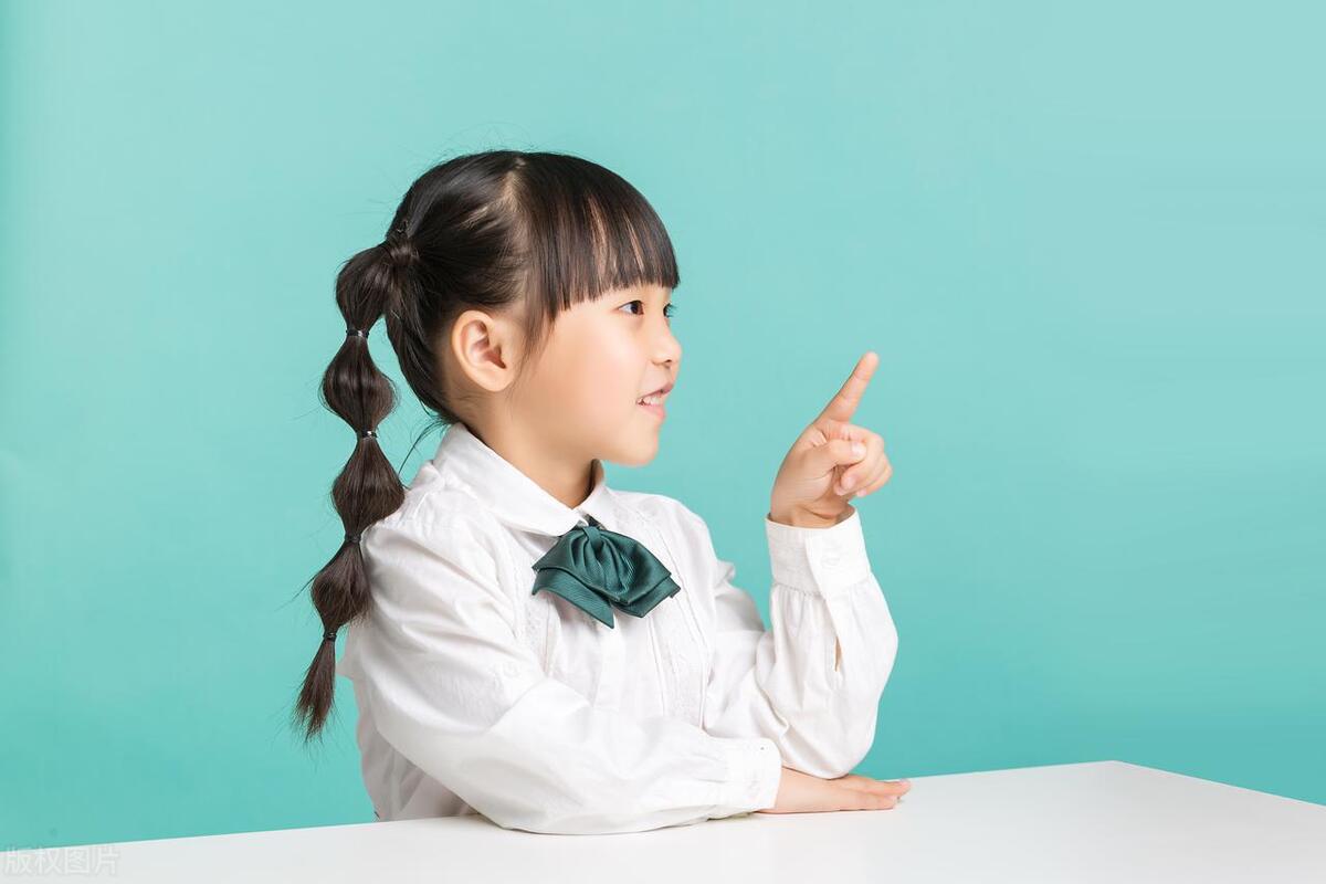 孩子启蒙英语是看动画还是看绘本,3-8岁英语启蒙看动画还是书好