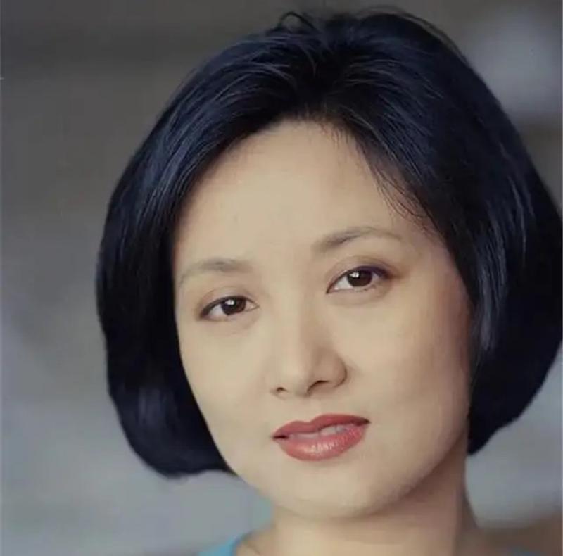 川妹子有多美？美在哪？以这四位明星为范本，咱们一项项说道说道