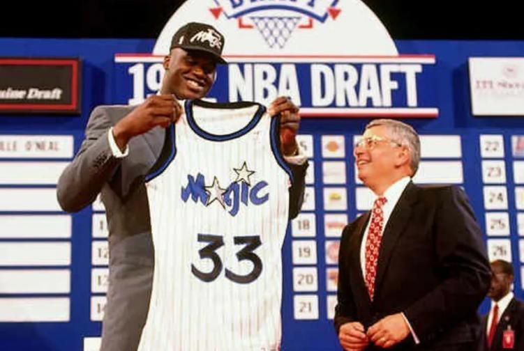 巅峰乔丹单挑巅峰奥尼尔,巅峰乔丹对比巅峰奥尼尔