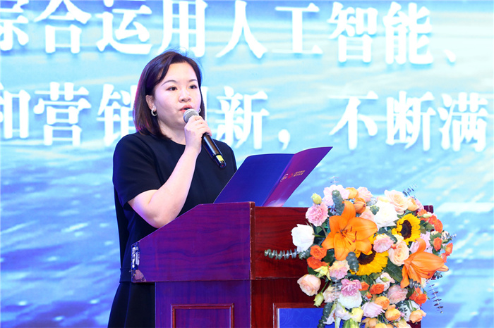 两场高端演讲，一场专题对话！荆州举行中国童装企业家沙龙聊这事